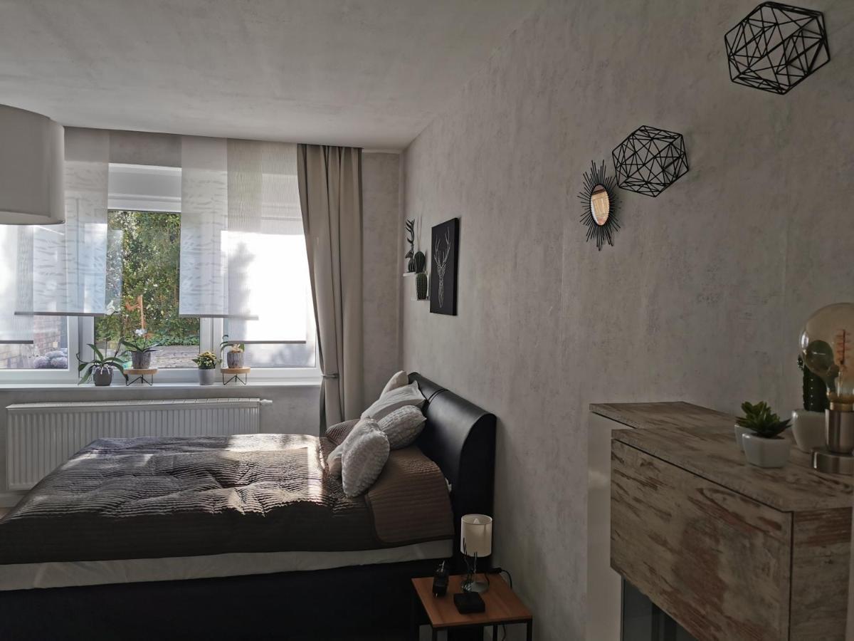 Ferienwohnung Luise Mit Separater Kueche Naumburg  Eksteriør billede