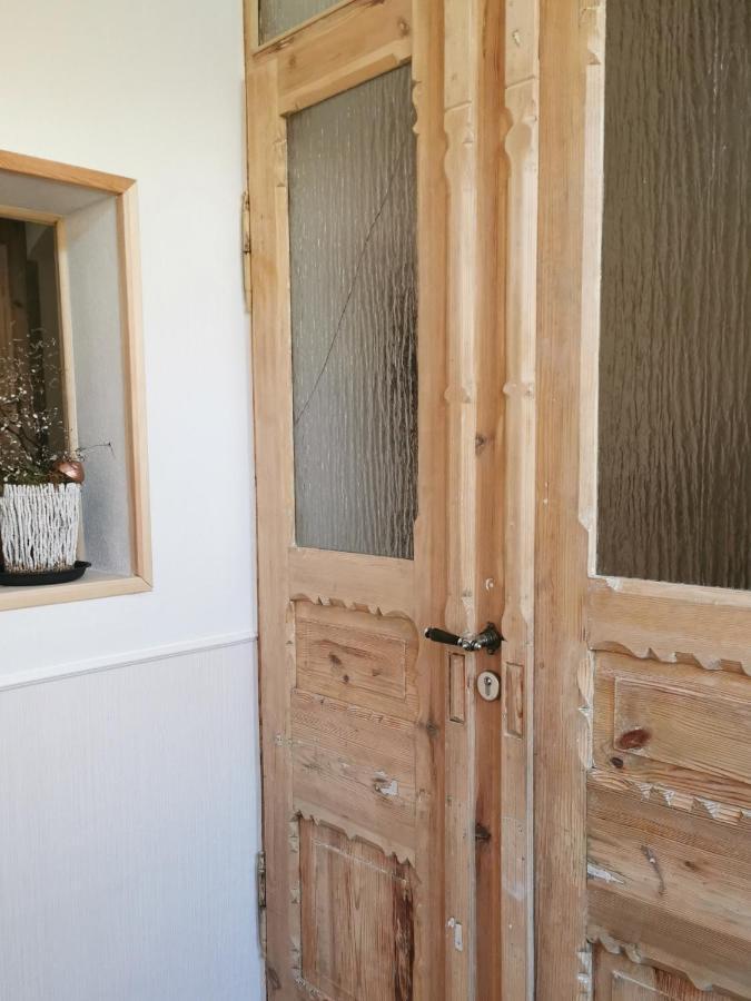 Ferienwohnung Luise Mit Separater Kueche Naumburg  Eksteriør billede