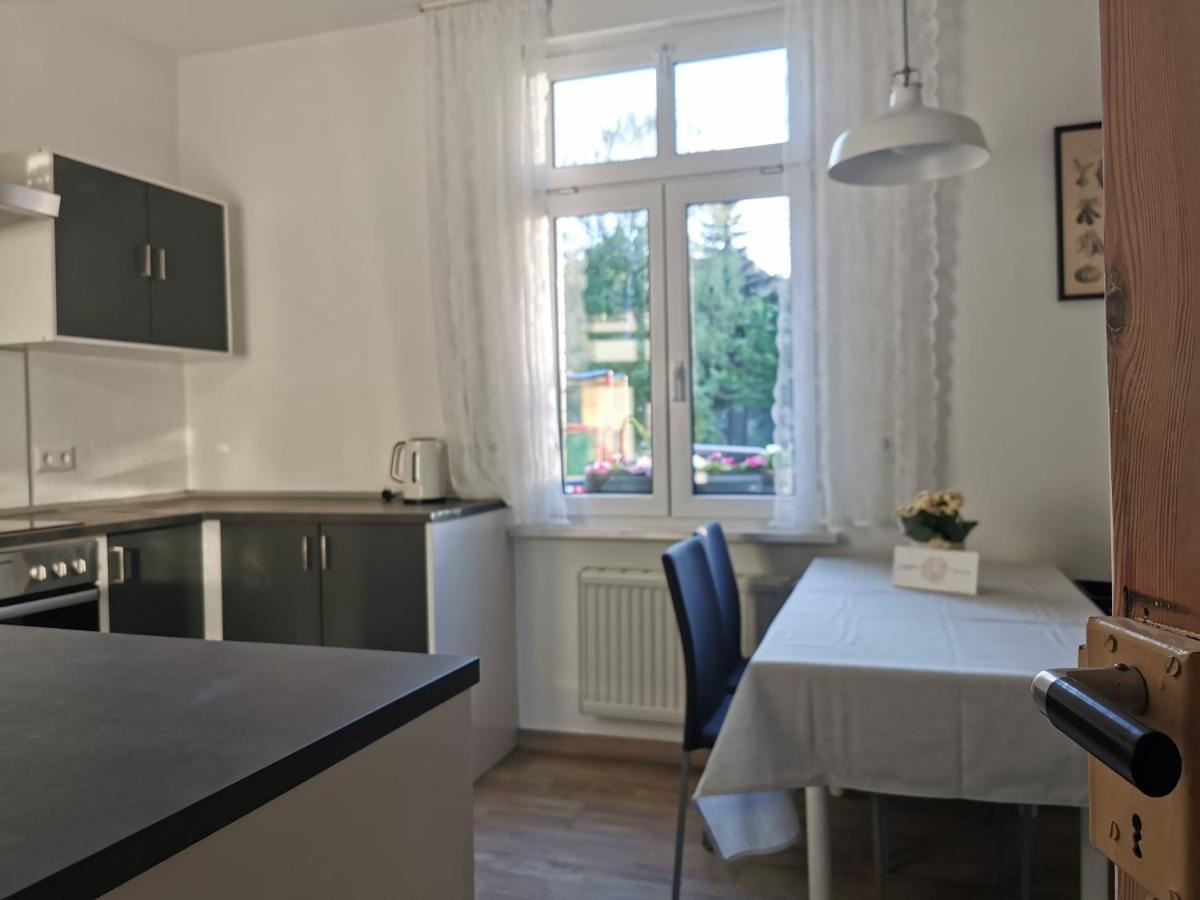 Ferienwohnung Luise Mit Separater Kueche Naumburg  Eksteriør billede