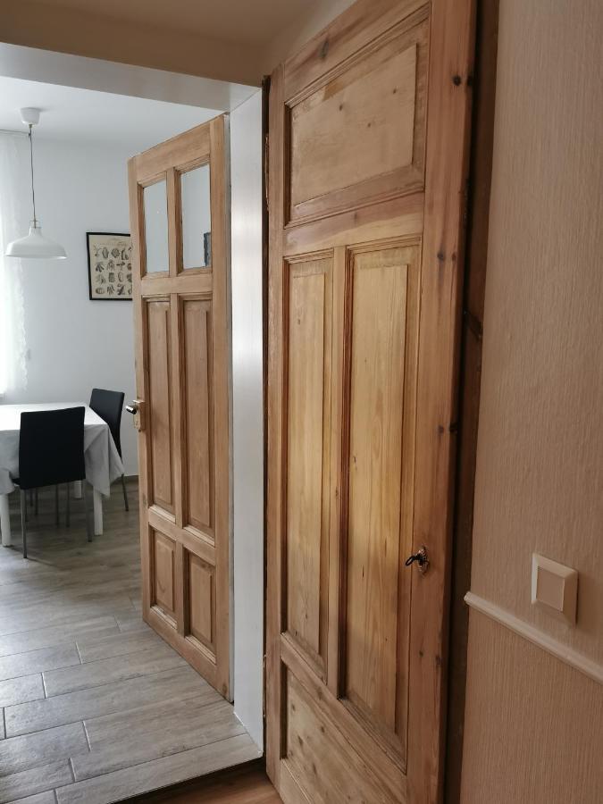 Ferienwohnung Luise Mit Separater Kueche Naumburg  Eksteriør billede