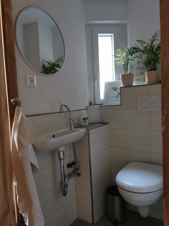 Ferienwohnung Luise Mit Separater Kueche Naumburg  Eksteriør billede