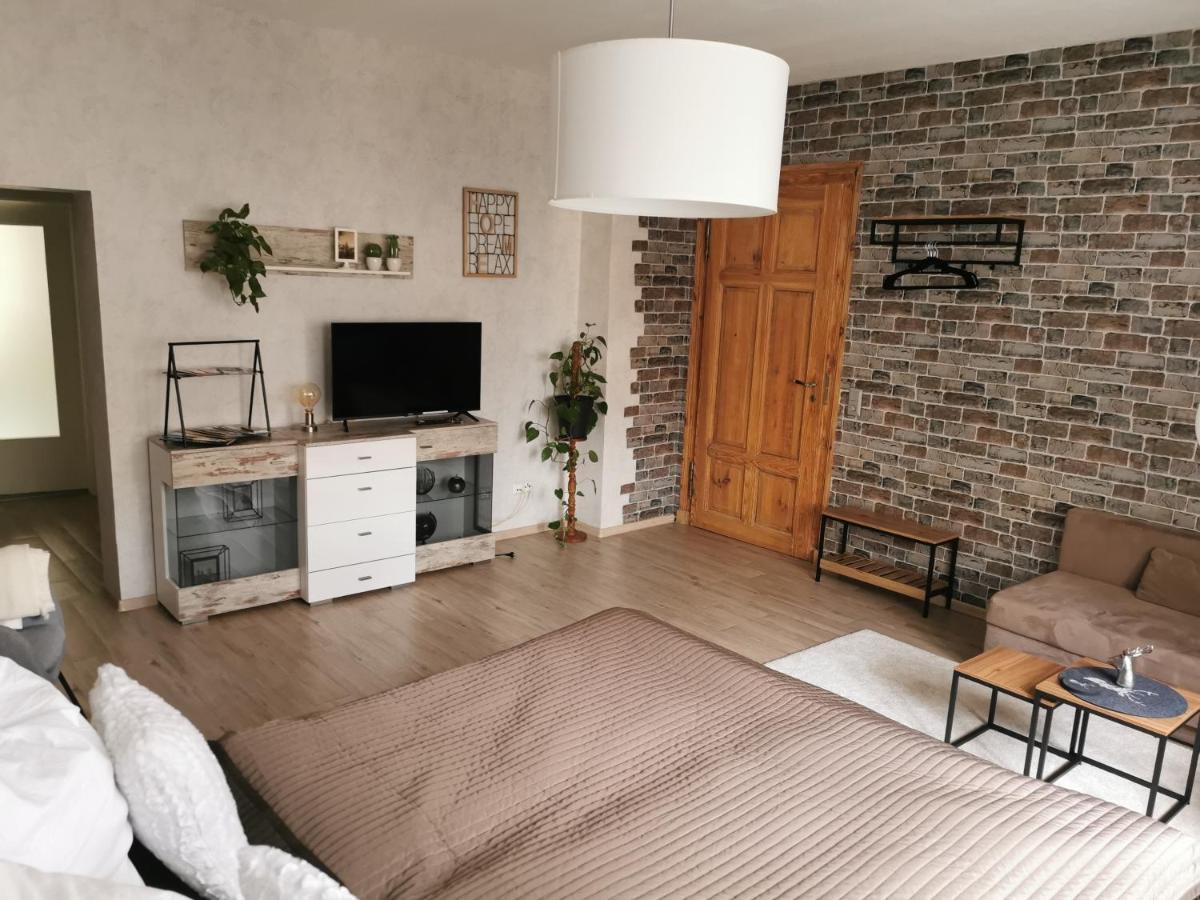 Ferienwohnung Luise Mit Separater Kueche Naumburg  Eksteriør billede